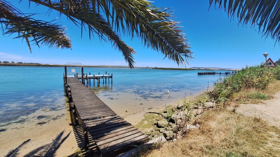 1 Bedroom Property for Sale in Velddrif Western Cape